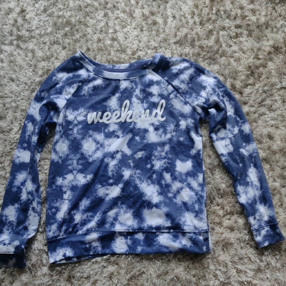 "Weekend"crew neck sweater
